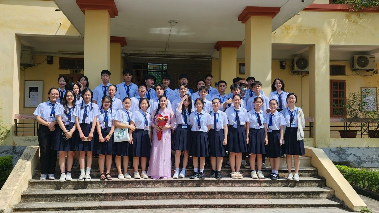 [BDT 42] Một ngày buồn... cười đáng nhớ
